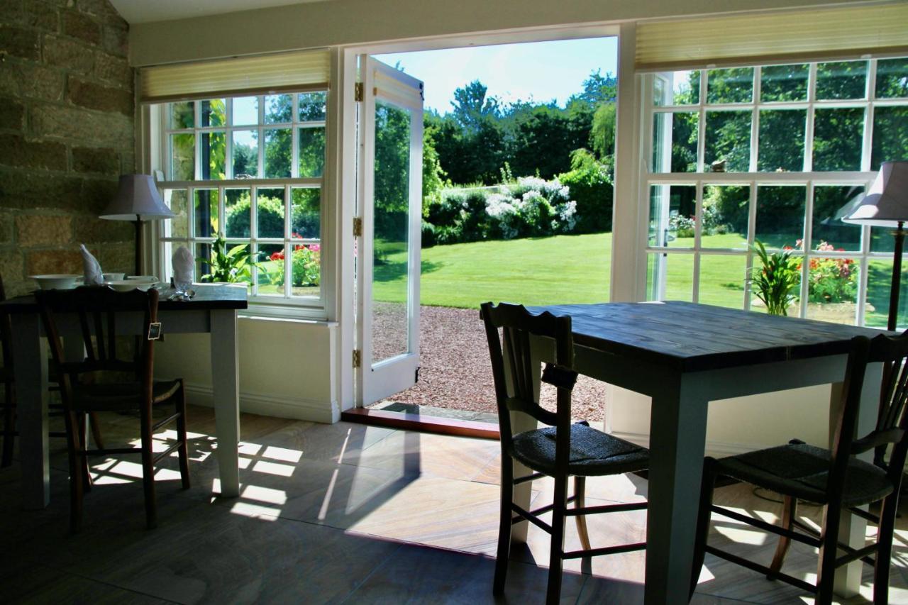 Thistleyhaugh Farmhouse Longhorsley Exteriör bild